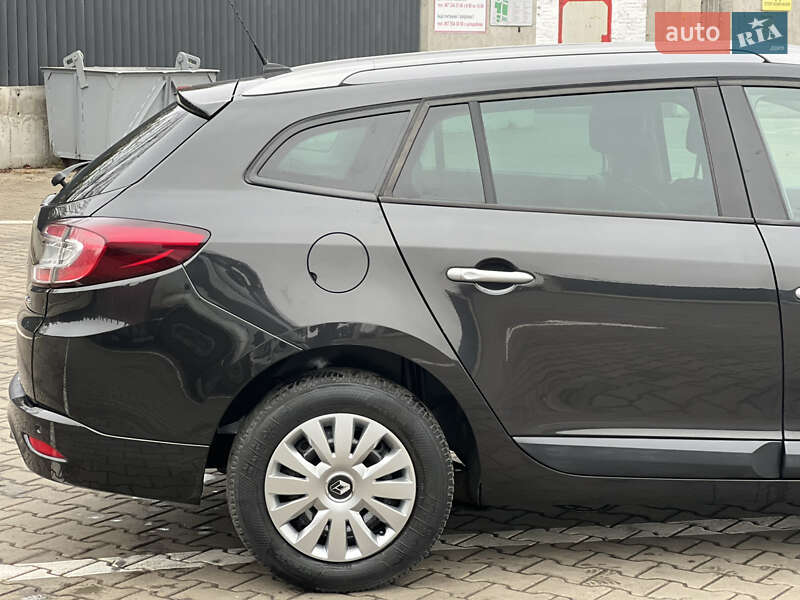 Универсал Renault Megane 2010 в Луцке фото 30 Универсал Renault Megane 2010 в Луцке