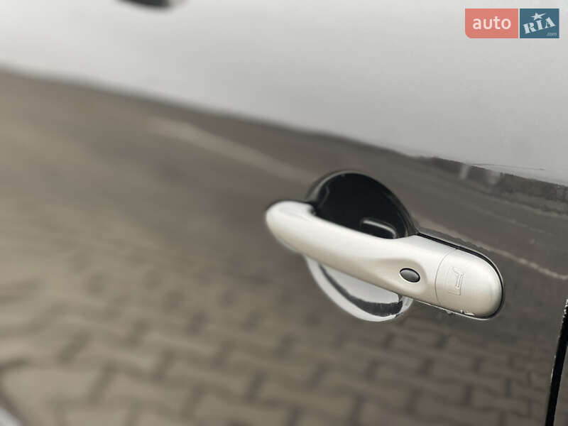 Универсал Renault Megane 2010 в Луцке фото 37 Универсал Renault Megane 2010 в Луцке