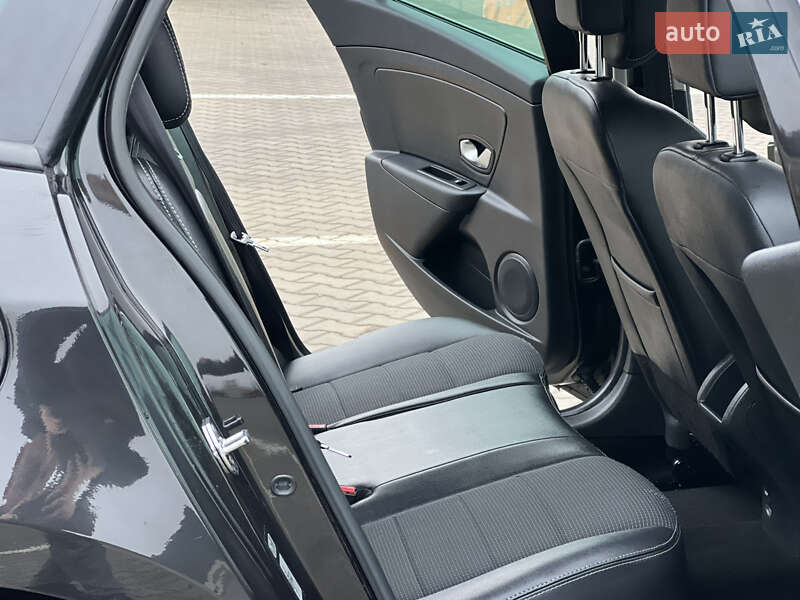 Универсал Renault Megane 2010 в Луцке фото 49 Универсал Renault Megane 2010 в Луцке