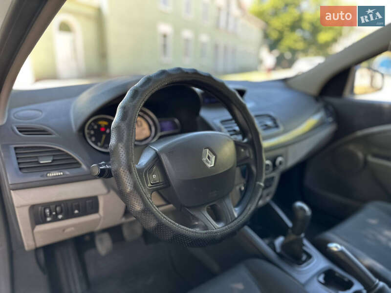 Универсал Renault Megane 2011 в Николаеве