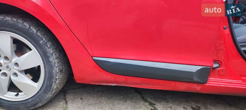 Хэтчбек Renault Megane 2010 в Ивано-Франковске фото 8 Хэтчбек Renault Megane 2010 в Ивано-Франковске