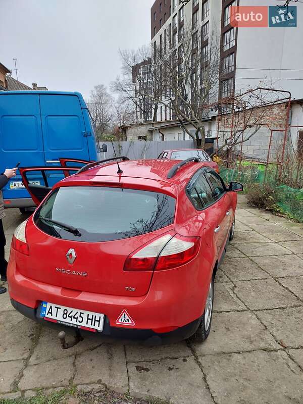 Хэтчбек Renault Megane 2010 в Ивано-Франковске фото 17 Хэтчбек Renault Megane 2010 в Ивано-Франковске