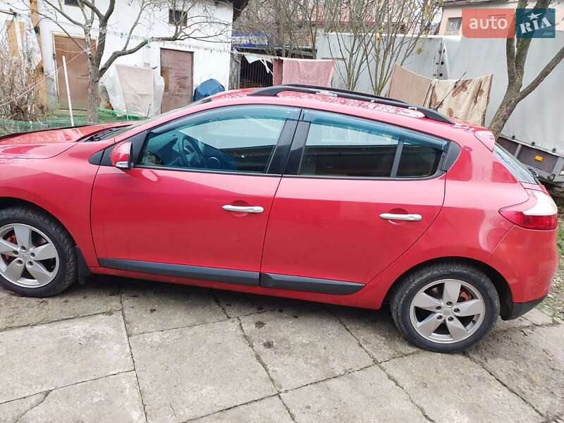 Хэтчбек Renault Megane 2010 в Ивано-Франковске фото 19 Хэтчбек Renault Megane 2010 в Ивано-Франковске