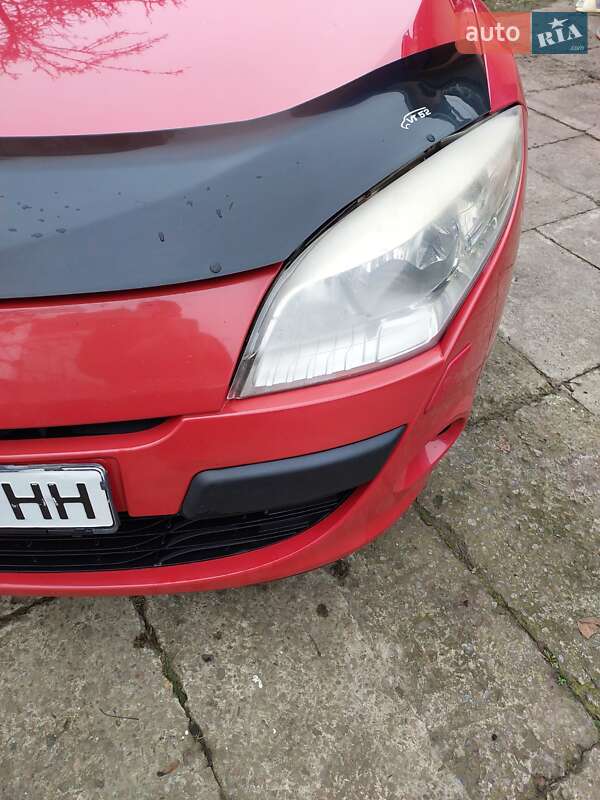 Хэтчбек Renault Megane 2010 в Ивано-Франковске фото 22 Хэтчбек Renault Megane 2010 в Ивано-Франковске