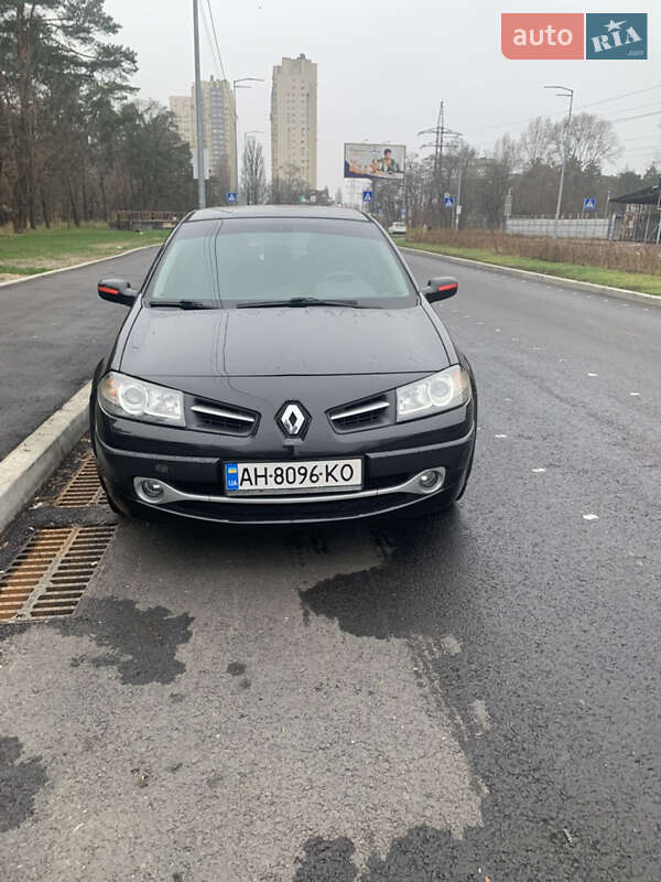 Седан Renault Megane 2009 в Києві фото 6 Седан Renault Megane 2009 в Києві