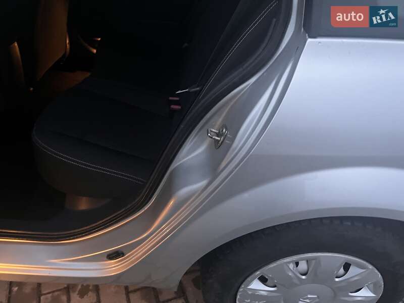 Универсал Renault Megane 2005 в Тернополе фото 28 Универсал Renault Megane 2005 в Тернополе