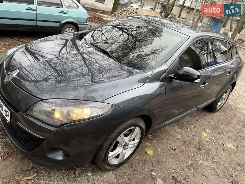 Универсал Renault Megane 2011 в Лозовой