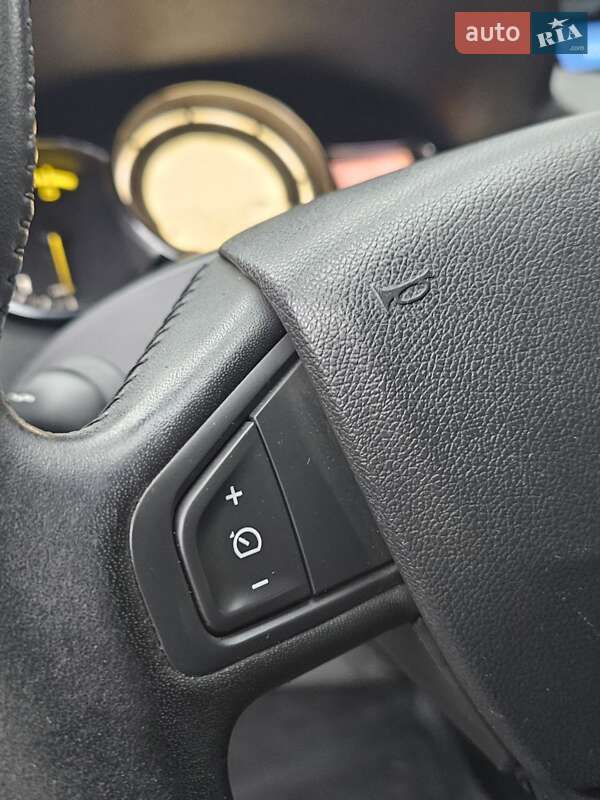 Универсал Renault Megane 2014 в Киеве фото 15 Универсал Renault Megane 2014 в Киеве