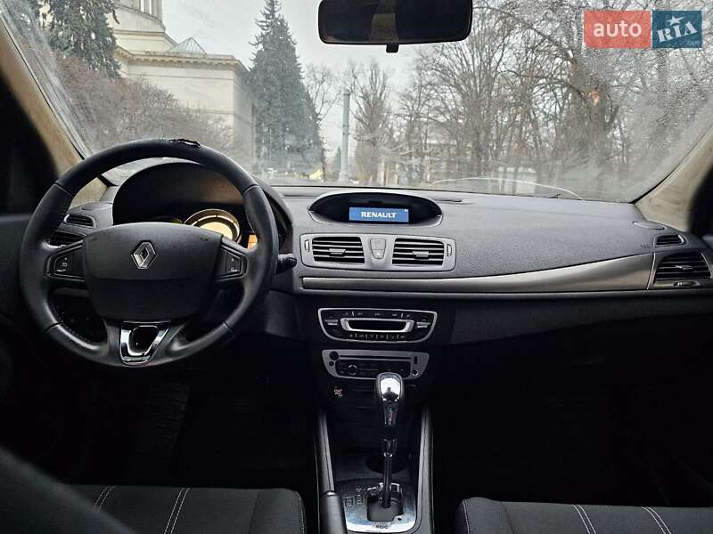 Универсал Renault Megane 2014 в Киеве фото 19 Универсал Renault Megane 2014 в Киеве