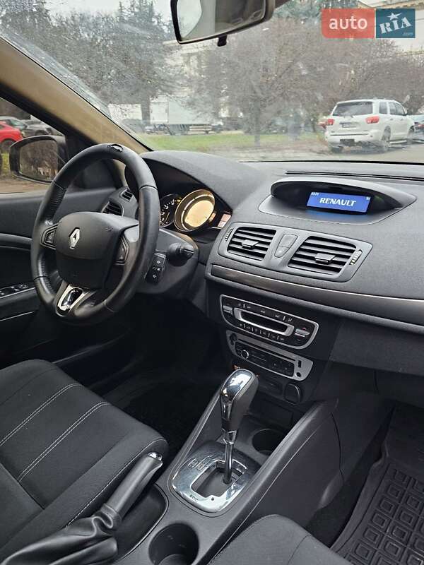 Универсал Renault Megane 2014 в Киеве фото 24 Универсал Renault Megane 2014 в Киеве