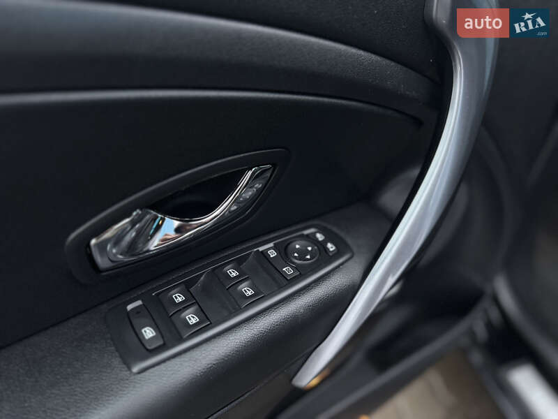 Универсал Renault Megane 2013 в Ковеле фото 31 Универсал Renault Megane 2013 в Ковеле