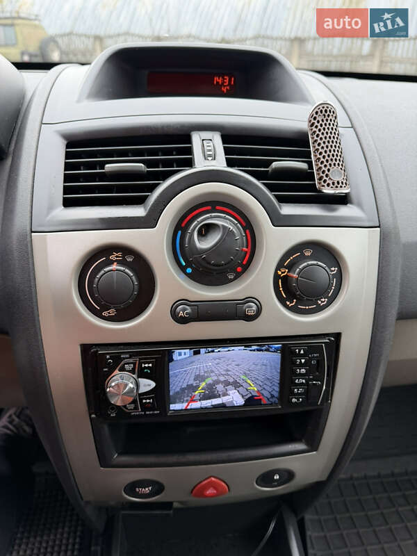 Хэтчбек Renault Megane 2005 в Львове фото 17 Хэтчбек Renault Megane 2005 в Львове