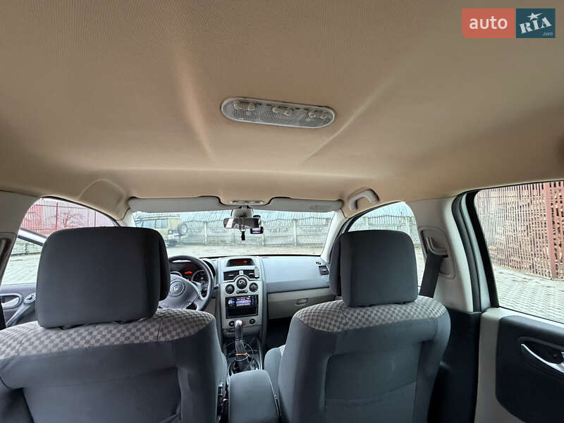 Хэтчбек Renault Megane 2005 в Львове фото 18 Хэтчбек Renault Megane 2005 в Львове