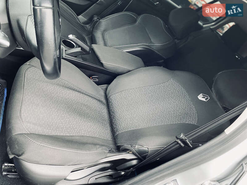 Універсал Renault Megane 2017 в Києві фото 16 Універсал Renault Megane 2017 в Києві