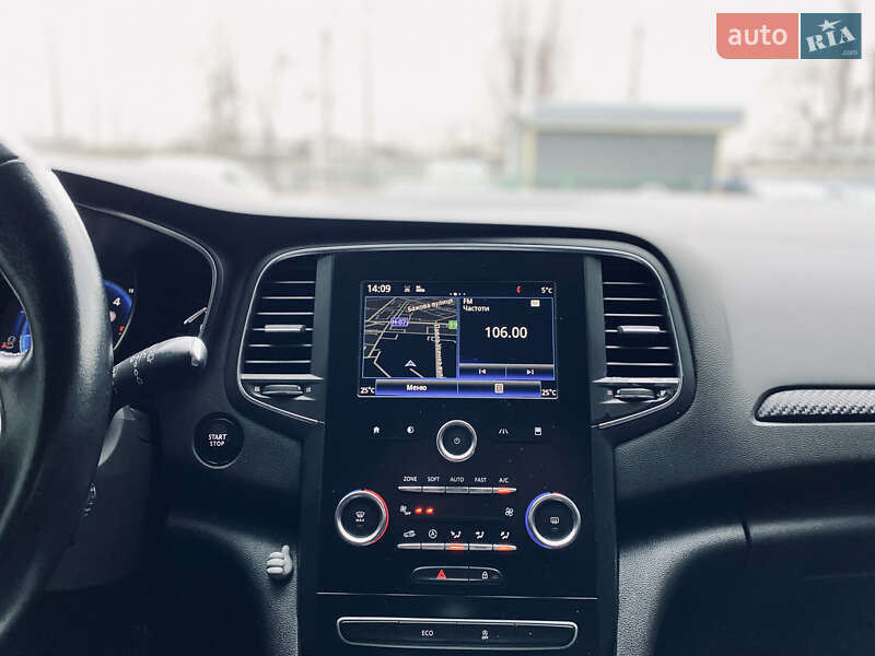 Універсал Renault Megane 2017 в Києві фото 20 Універсал Renault Megane 2017 в Києві