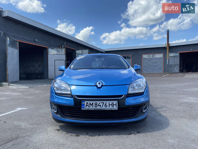 Хэтчбек Renault Megane 2012 в Коростене
