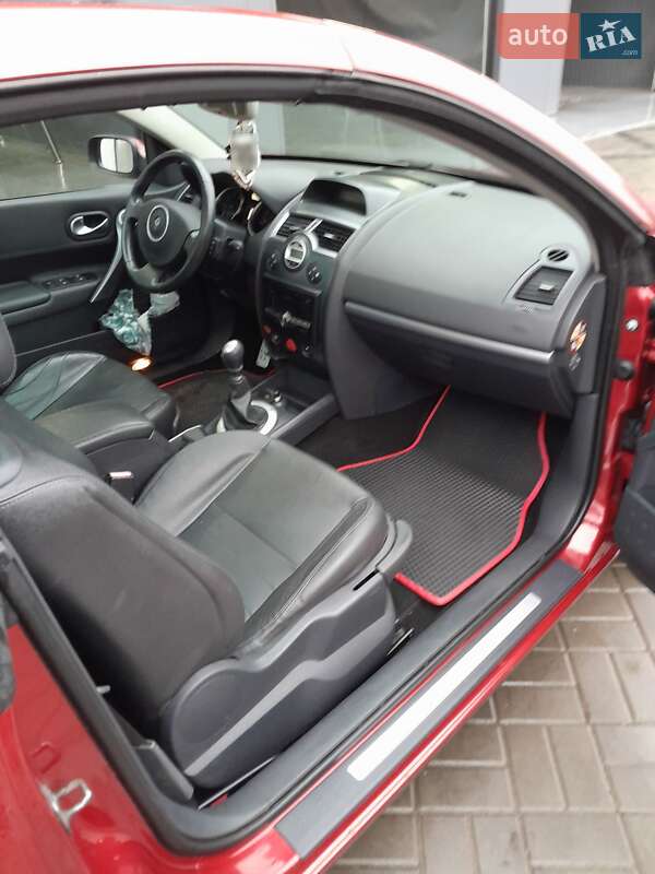 Кабриолет Renault Megane 2007 в Днепре