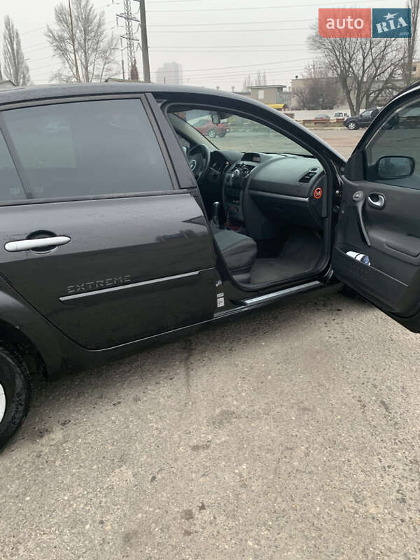 Седан Renault Megane 2009 в Києві фото 4 Седан Renault Megane 2009 в Києві