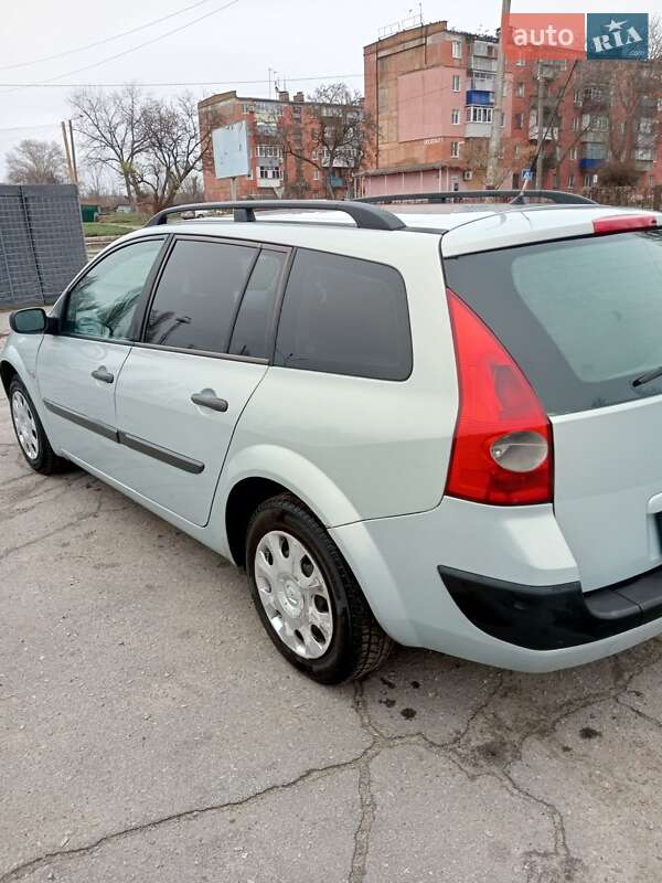Универсал Renault Megane 2003 в Марганце