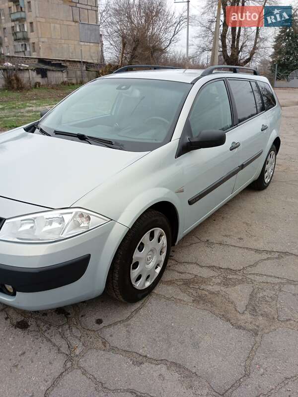 Универсал Renault Megane 2003 в Марганце