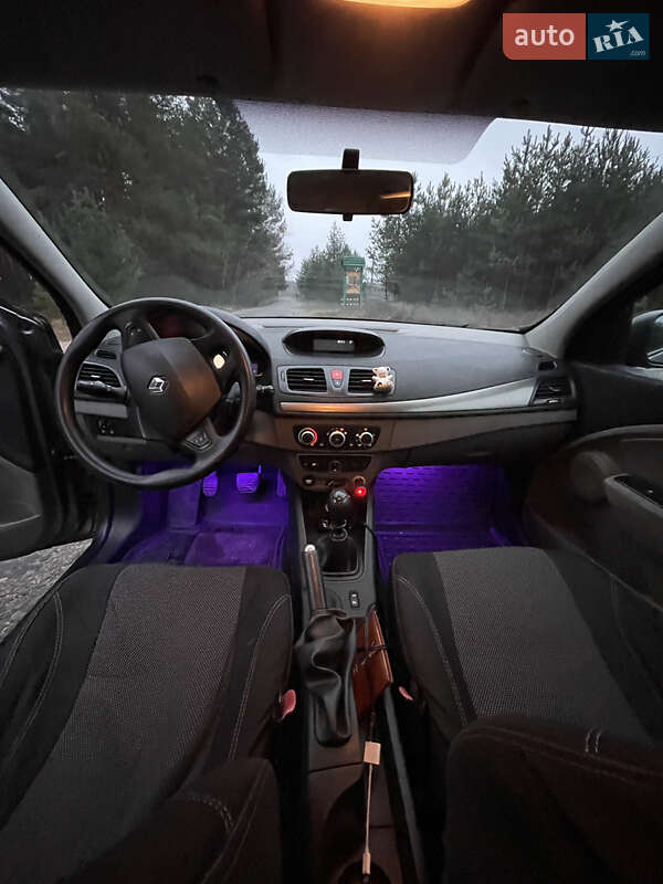 Універсал Renault Megane 2011 в Охтирці фото 16 Універсал Renault Megane 2011 в Охтирці