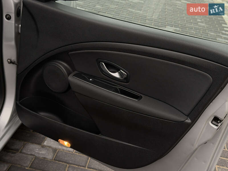 Универсал Renault Megane 2009 в Полтаве фото 106 Универсал Renault Megane 2009 в Полтаве