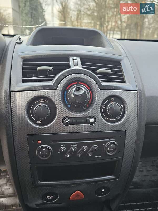 Універсал Renault Megane 2005 в Києві фото 19 Універсал Renault Megane 2005 в Києві