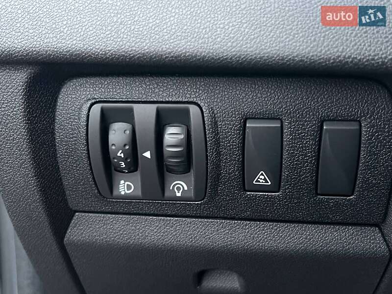 Універсал Renault Megane 2010 в Києві фото 37 Універсал Renault Megane 2010 в Києві