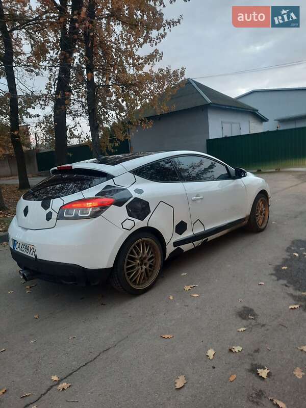 Купе Renault Megane 2011 в Умани фото 27 Купе Renault Megane 2011 в Умани