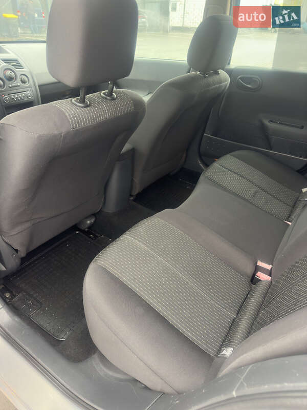 Универсал Renault Megane 2005 в Виннице фото 13 Универсал Renault Megane 2005 в Виннице