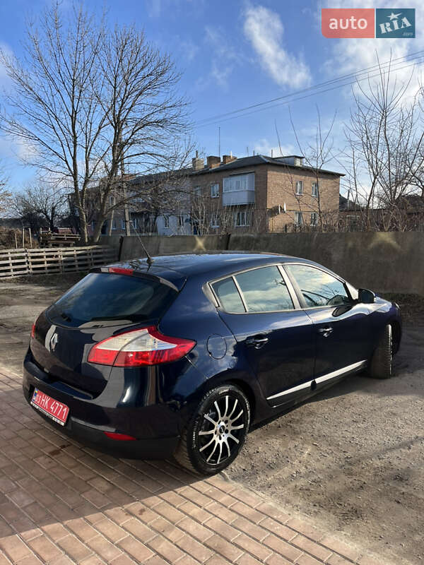 Хэтчбек Renault Megane 2009 в Хороле фото 7 Хэтчбек Renault Megane 2009 в Хороле