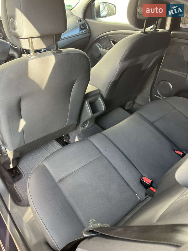 Хэтчбек Renault Megane 2009 в Хороле фото 34 Хэтчбек Renault Megane 2009 в Хороле