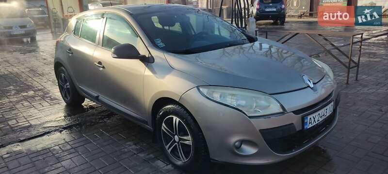 Хэтчбек Renault Megane 2010 в Прилуках