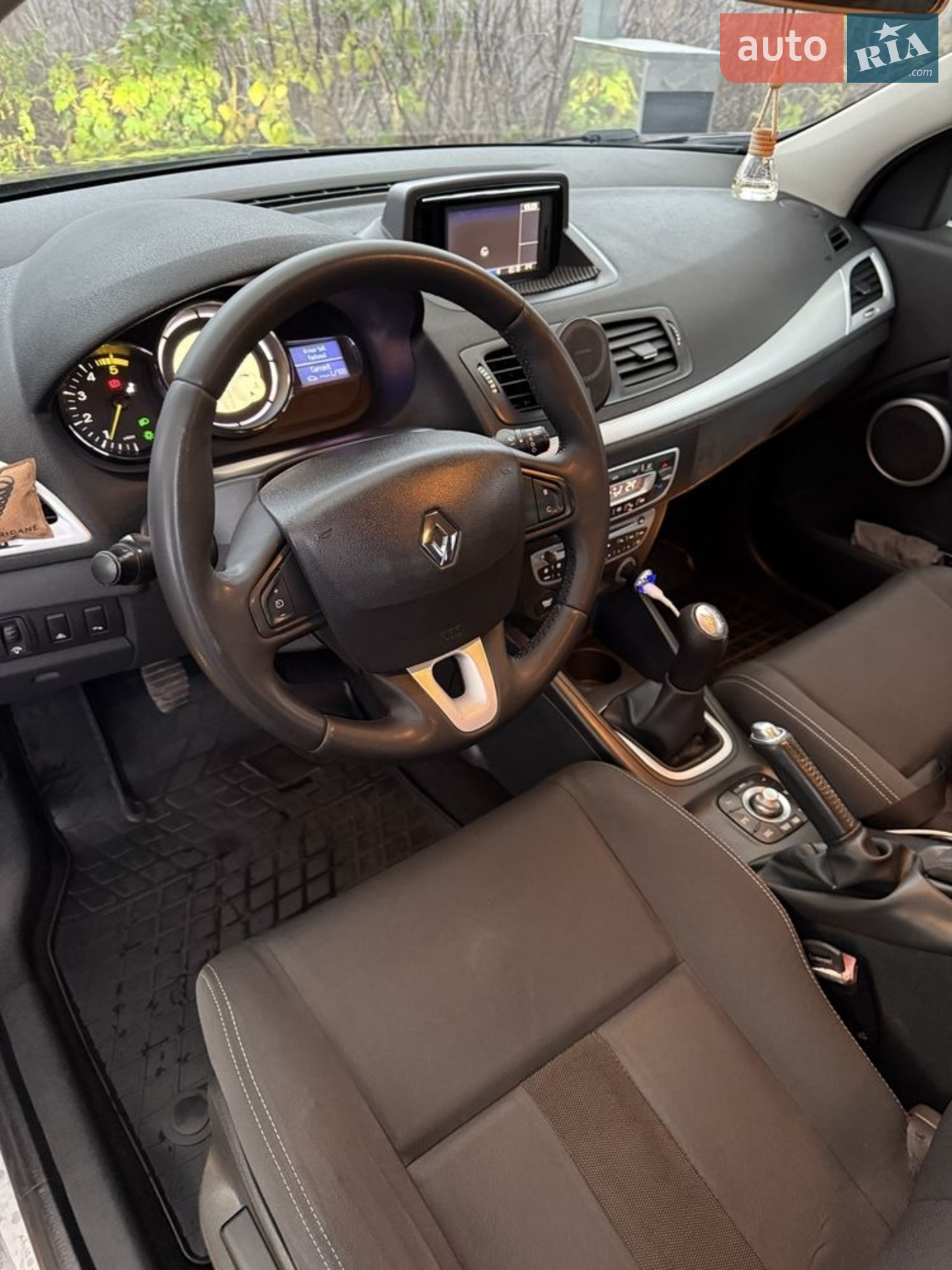 2010 Renault Megane - мініатюра 12