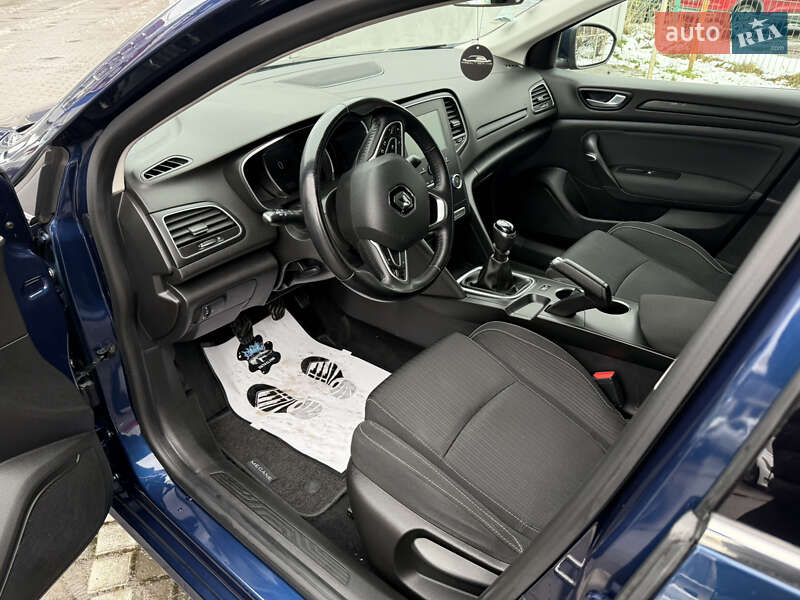 Универсал Renault Megane 2018 в Луцке фото 19 Универсал Renault Megane 2018 в Луцке