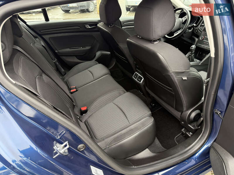 Универсал Renault Megane 2018 в Луцке фото 30 Универсал Renault Megane 2018 в Луцке