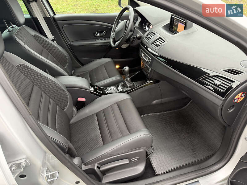 Универсал Renault Megane 2015 в Луцке фото 35 Универсал Renault Megane 2015 в Луцке
