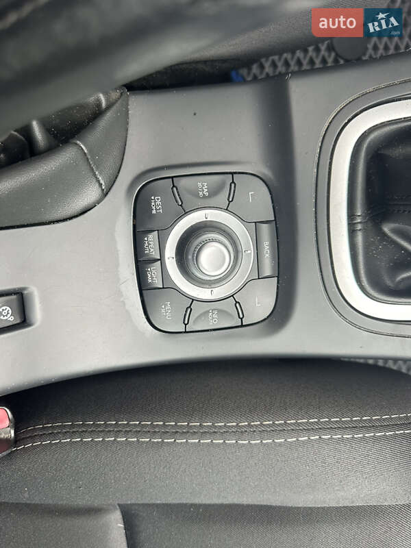 Универсал Renault Megane 2011 в Нежине фото 47 Универсал Renault Megane 2011 в Нежине