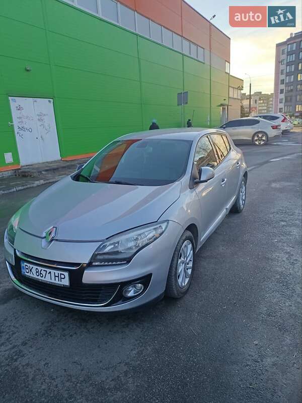 Хэтчбек Renault Megane 2012 в Ровно фото 5 Хэтчбек Renault Megane 2012 в Ровно