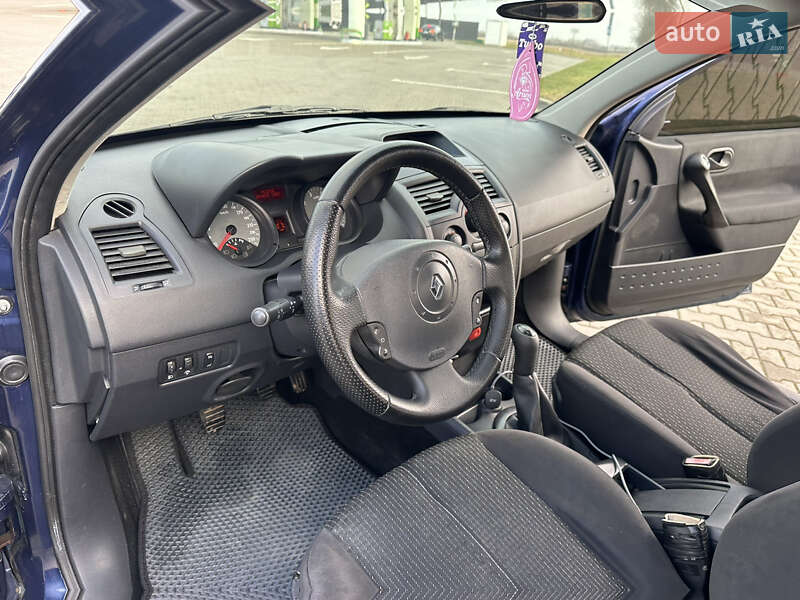 Хэтчбек Renault Megane 2003 в Коломые фото 21 Хэтчбек Renault Megane 2003 в Коломые