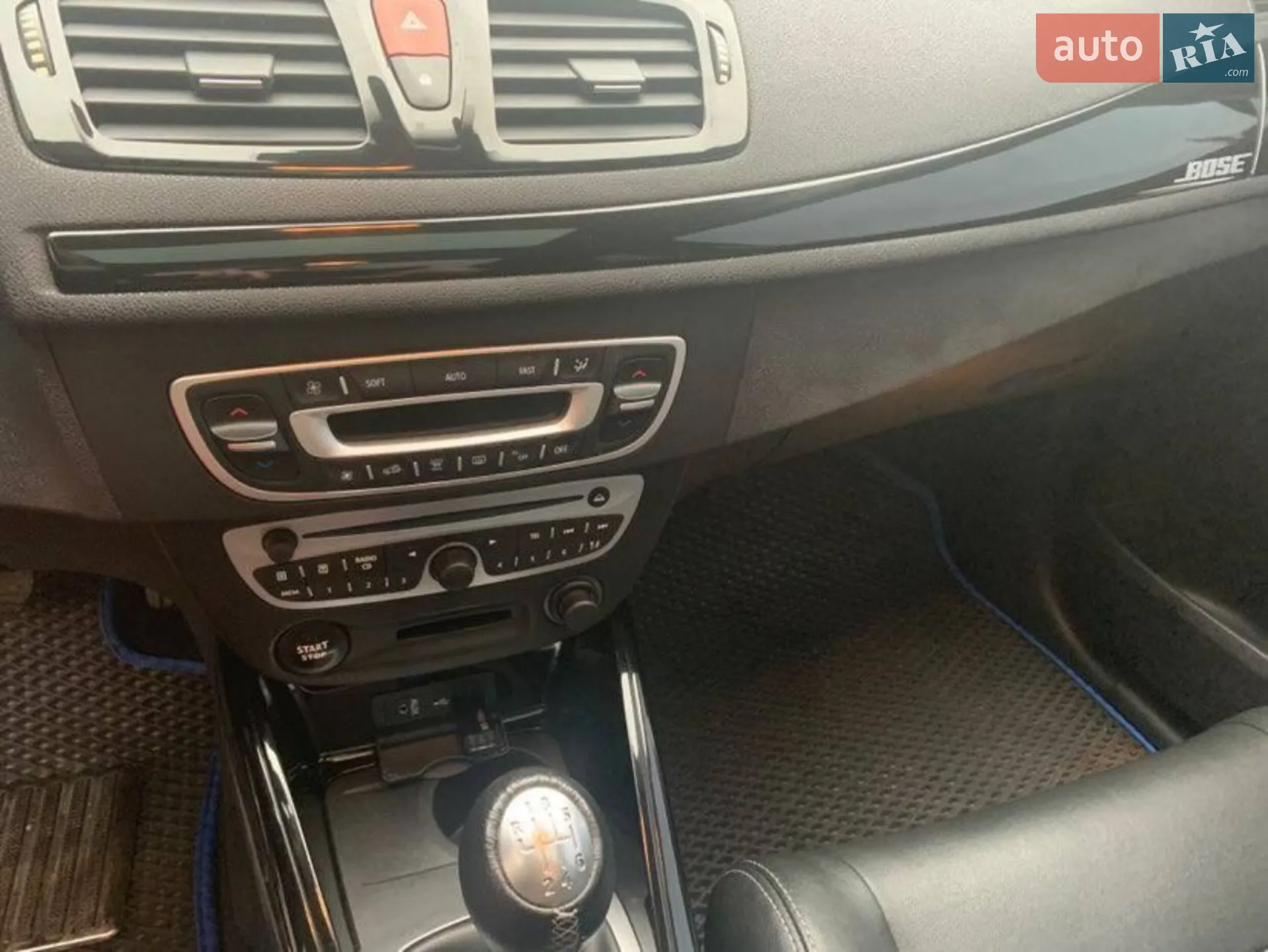 2011 Renault Megane - мініатюра 28