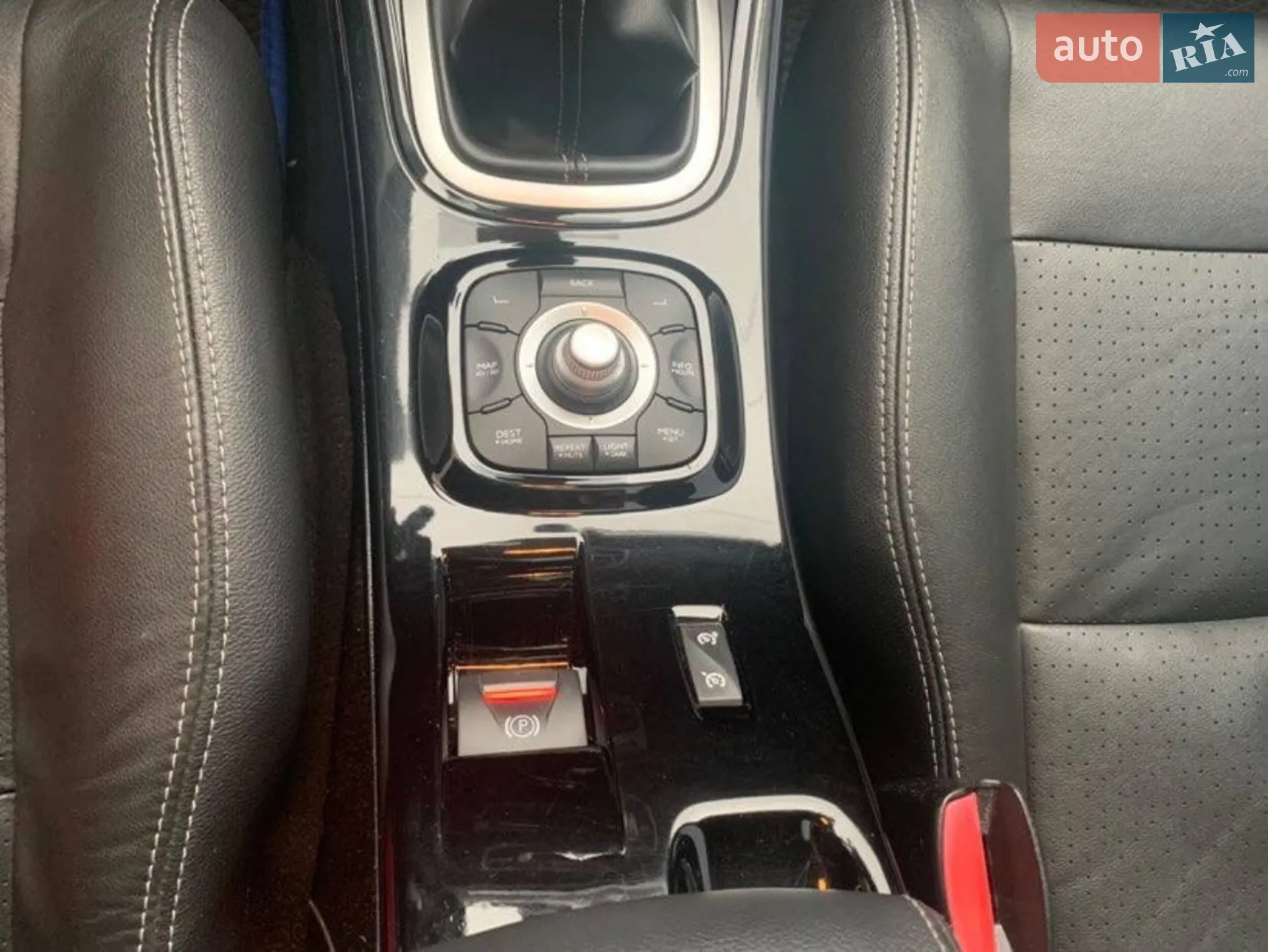2011 Renault Megane - мініатюра 34