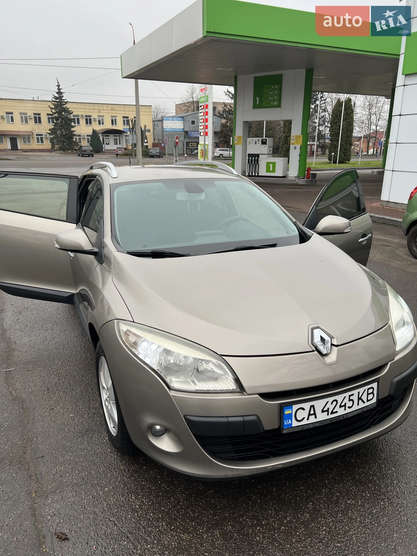 2010 Renault Megane - мініатюра 4