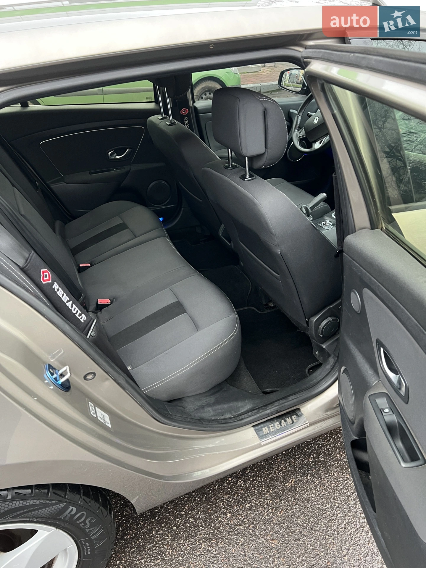 2010 Renault Megane - мініатюра 18