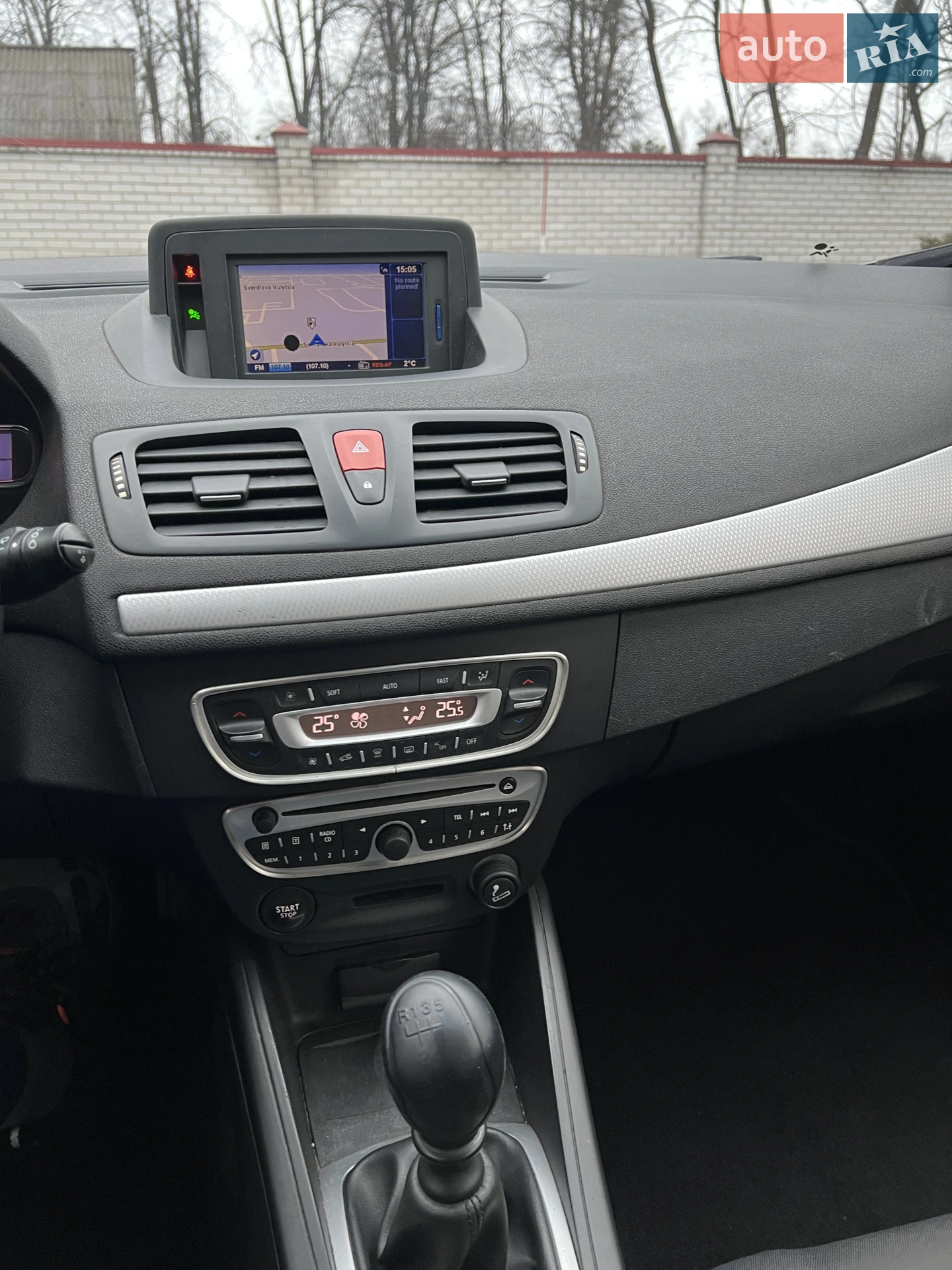 2010 Renault Megane - мініатюра 21