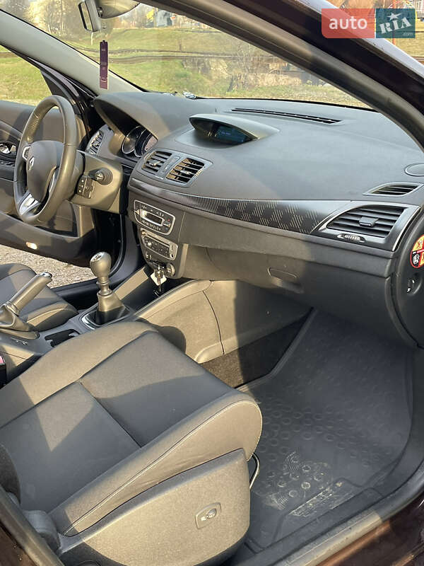 Універсал Renault Megane 2012 в Долині