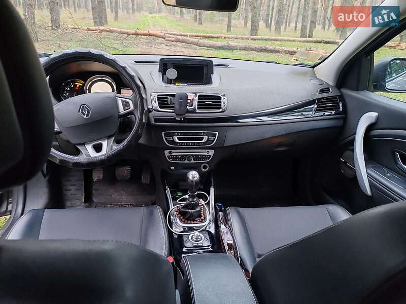 Хэтчбек Renault Megane 2011 в Николаеве фото 7 Хэтчбек Renault Megane 2011 в Николаеве