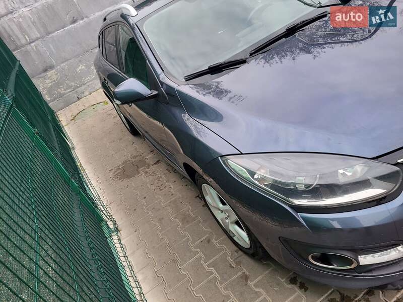 Универсал Renault Megane 2015 в Обухове фото 2 Универсал Renault Megane 2015 в Обухове