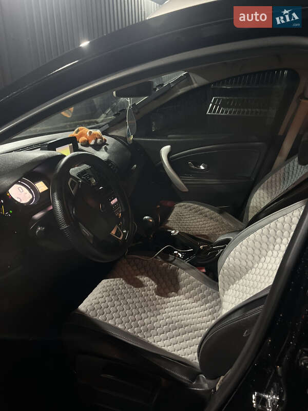 Універсал Renault Megane 2011 в Тернополі фото 18 Універсал Renault Megane 2011 в Тернополі