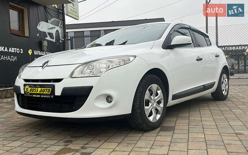 Хэтчбек Renault Megane 2011 в Стрые